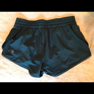 Lululemon teal shorts